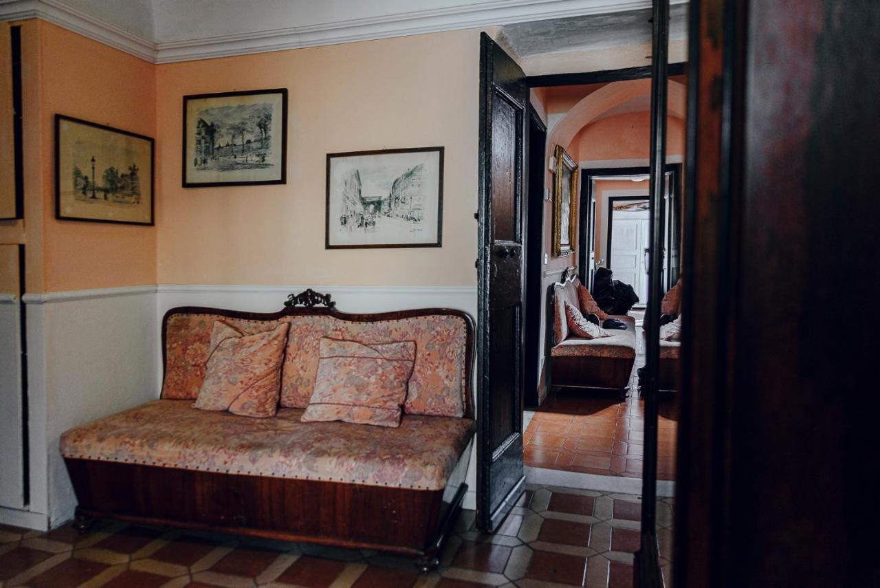 La Foresteria Di Palazzo Picedi Benettini Sarzana Kültér fotó