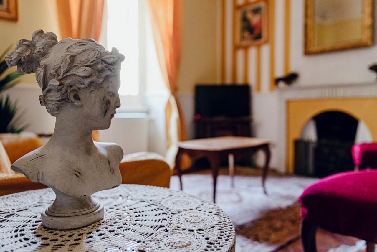 La Foresteria Di Palazzo Picedi Benettini Sarzana Kültér fotó