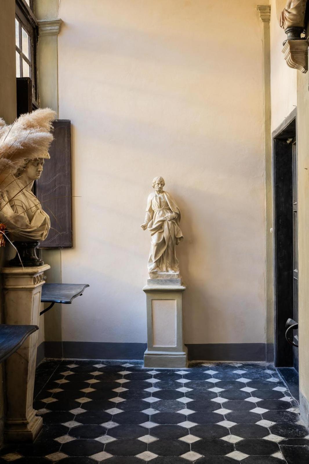 La Foresteria Di Palazzo Picedi Benettini Sarzana Kültér fotó